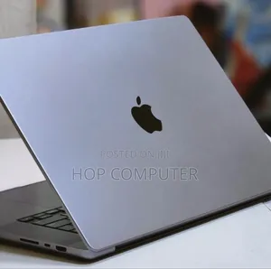 New Apple MacBook Pro 2023 M2 Max 14-Inch 32GB Apple M1 Max SSD 512GB