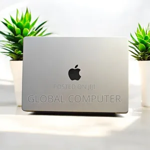 Photo - New Laptop Apple MacBook Pro 2021 M1 16GB Apple M1 Pro SSD 512GB