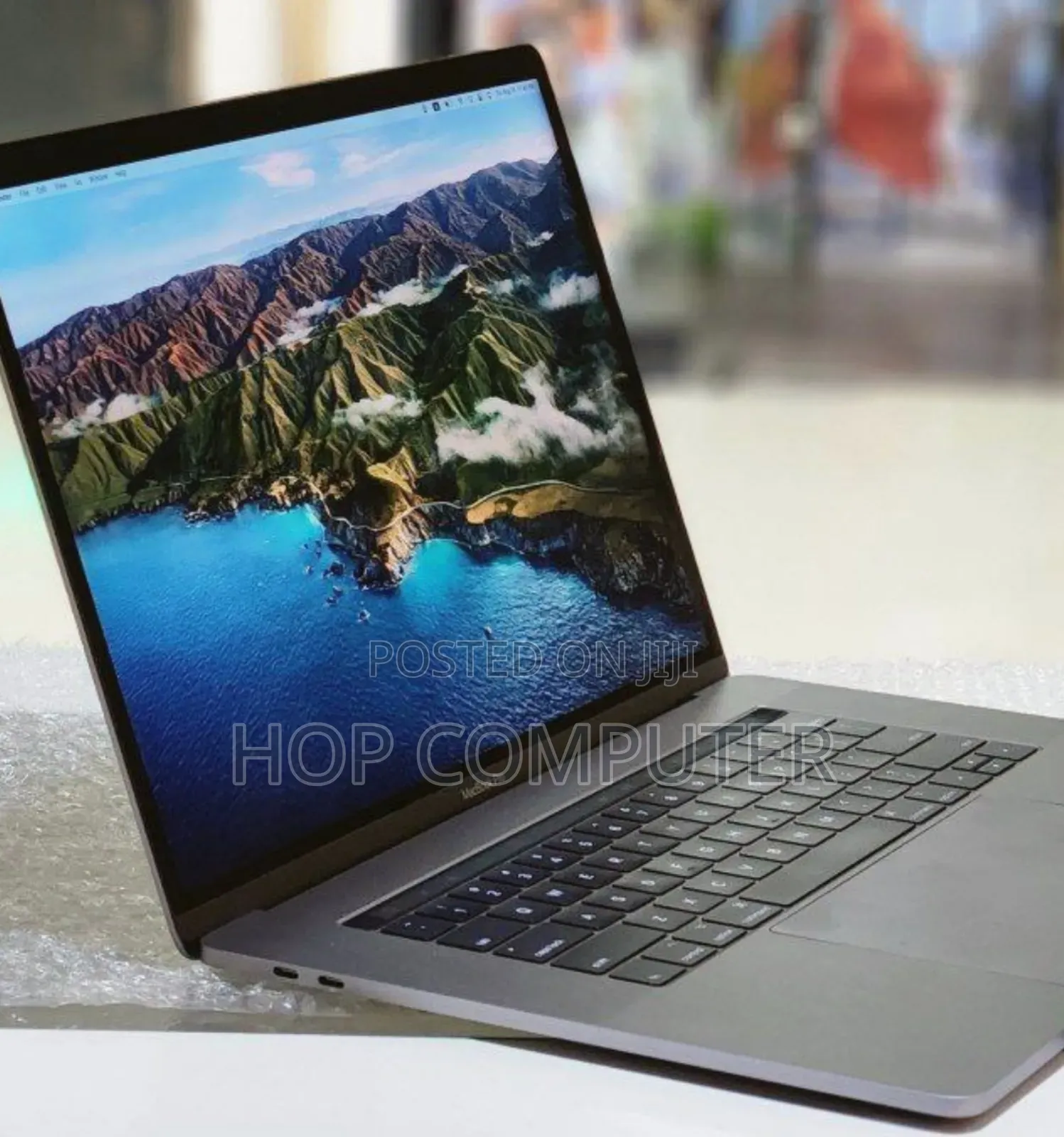 New Laptop Apple MacBook Pro 2017 16GB Intel Core I7 SSD 512GB