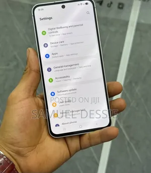 Photo - New Samsung Galaxy S24 FE 256 GB