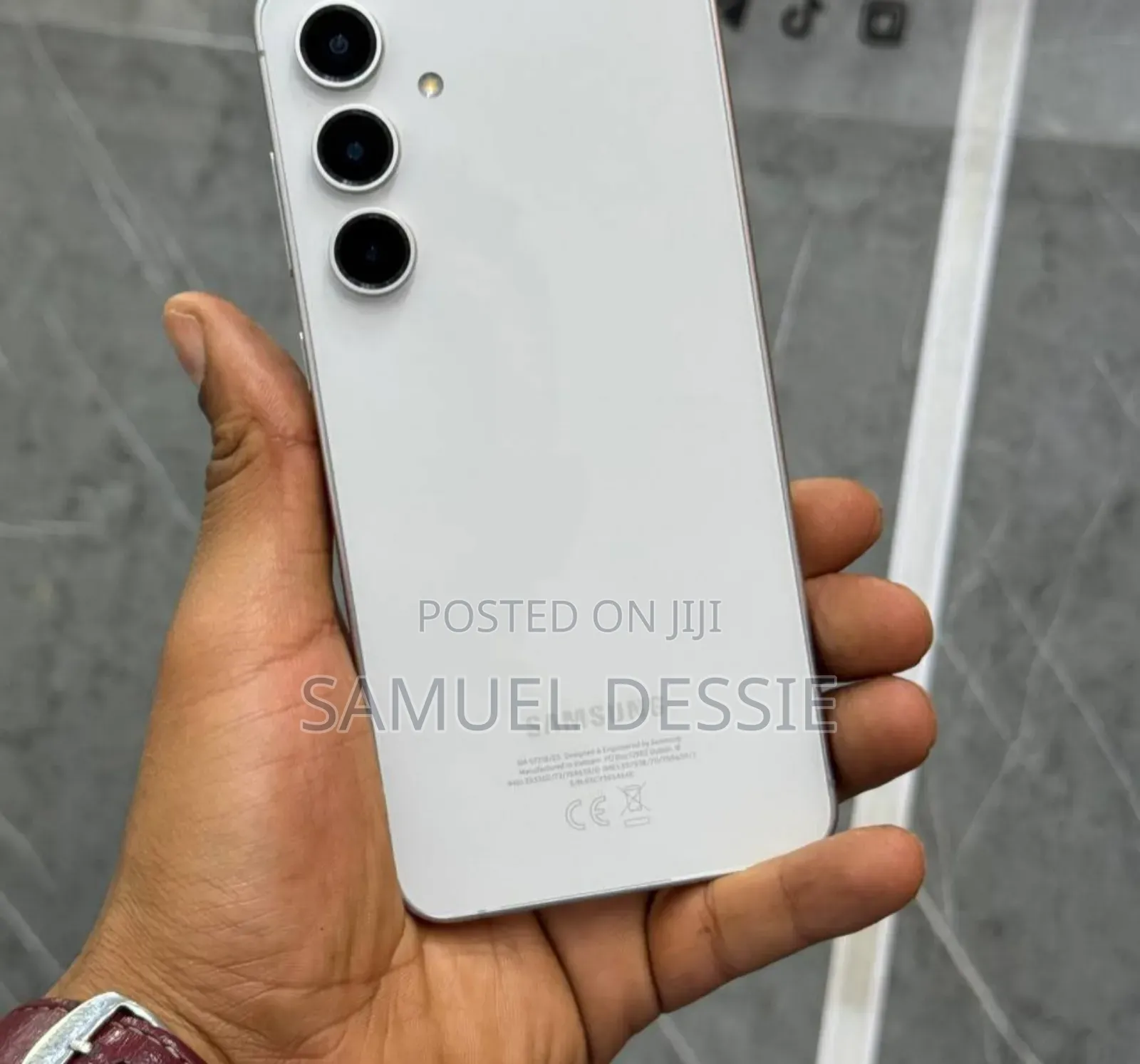 New Samsung Galaxy S24 FE 256 GB