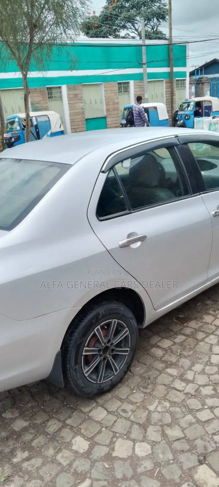Toyota Yaris Sedan Automatic 2007 Silver