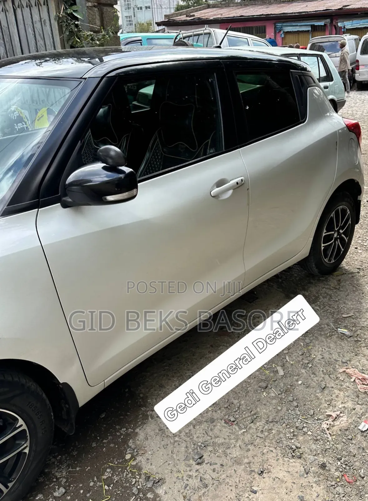 Suzuki Swift 2022 White