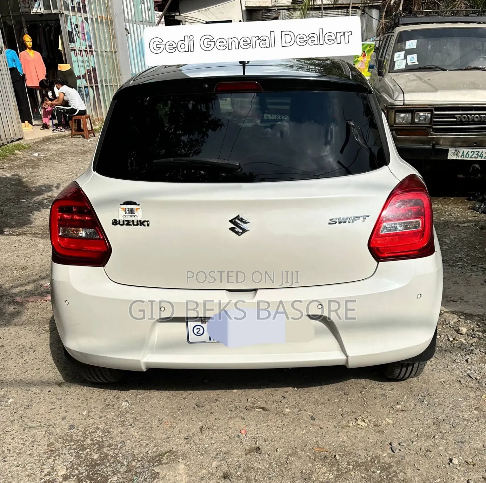 Suzuki Swift 2022 White