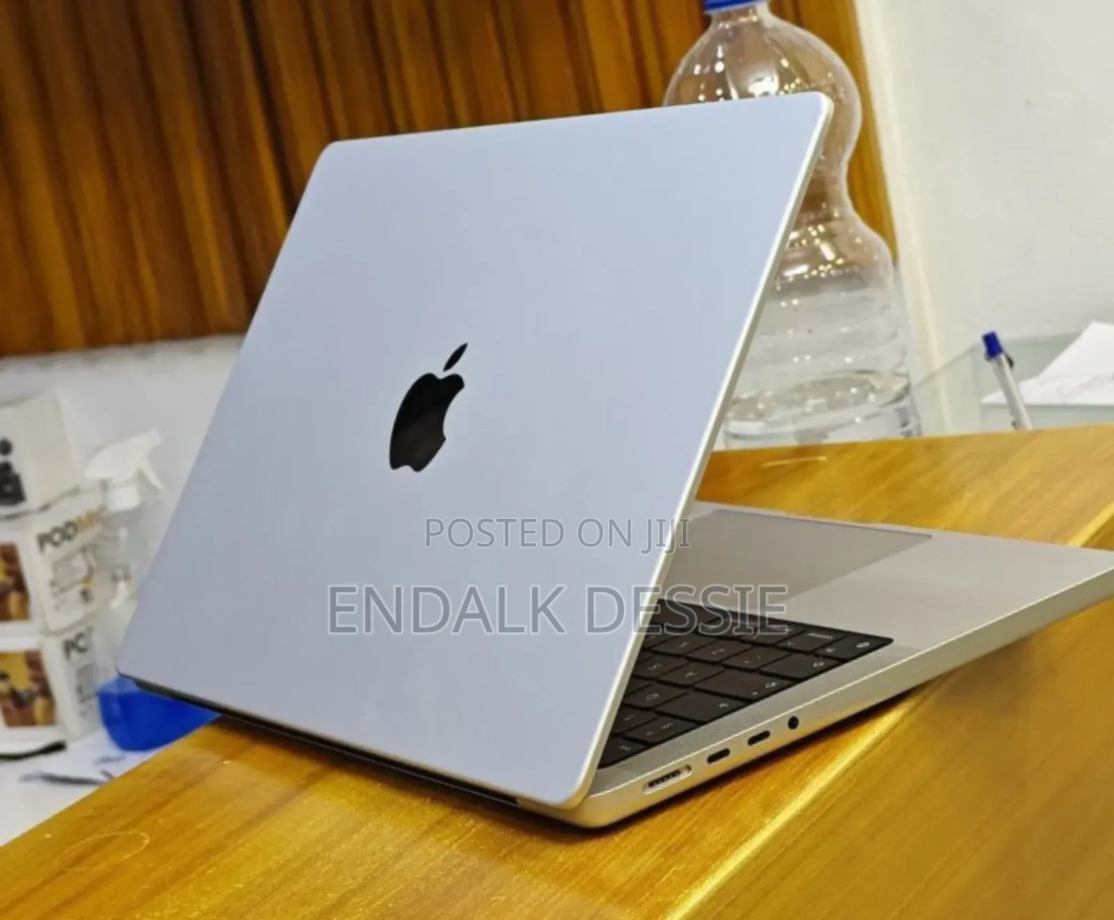 New Laptop Apple MacBook Pro M1 16GB SSD 512GB