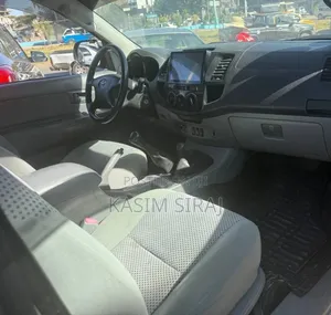 Toyota Hilux 2.5 D-4D 4X4 SRX 2009 Blue