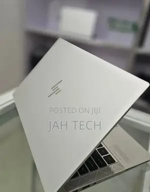 New Laptop HP EliteBook 830 G8 16GB Intel Core I7 SSD 512GB