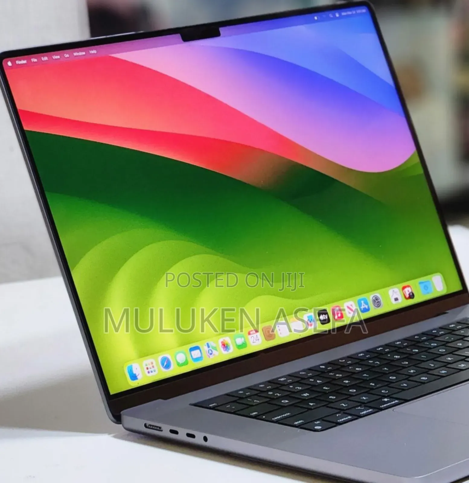 New Laptop Apple MacBook Pro M1 32GB Apple M1 Pro SSD 512GB