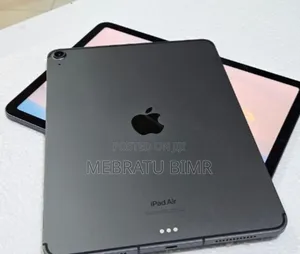 Photo - New Apple iPad Pro 10.5 (2017) 256 GB