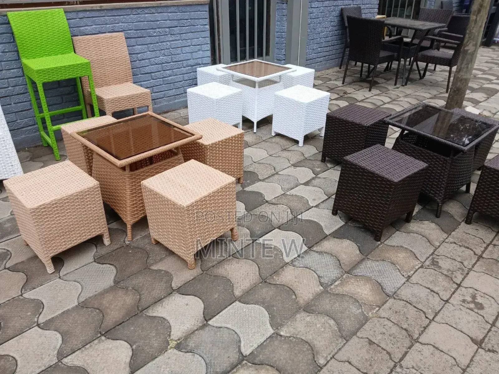 ለመዋኛ ገንዳ እና ለባር ና ሬስቶራንቶች