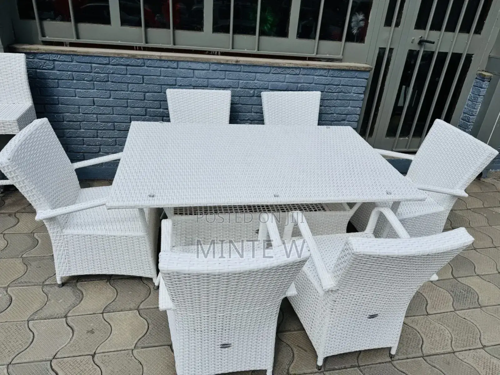 ለመዋኛ ገንዳ እና ለባር ና ሬስቶራንቶች