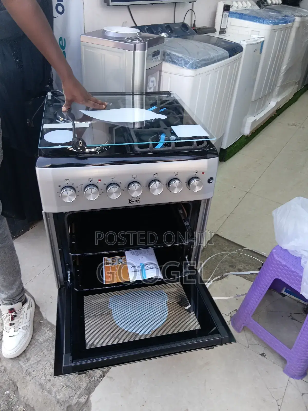 Delta Full Option Oven