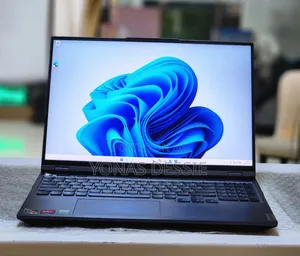 New Laptop Lenovo Legion 5 16GB AMD Ryzen 7 SSD 1T