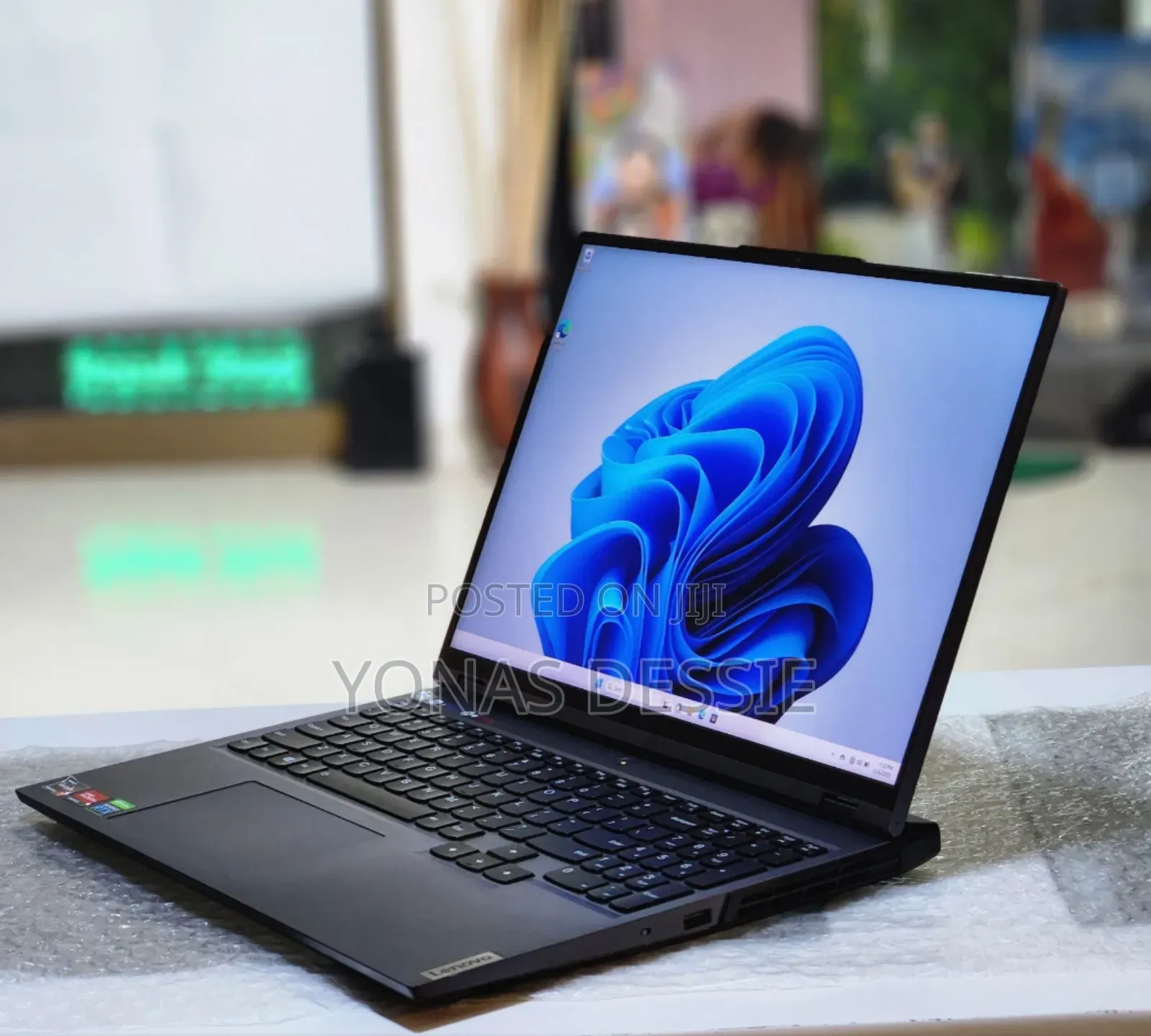 New Laptop Lenovo Legion 5 16GB AMD Ryzen 7 SSD 1T