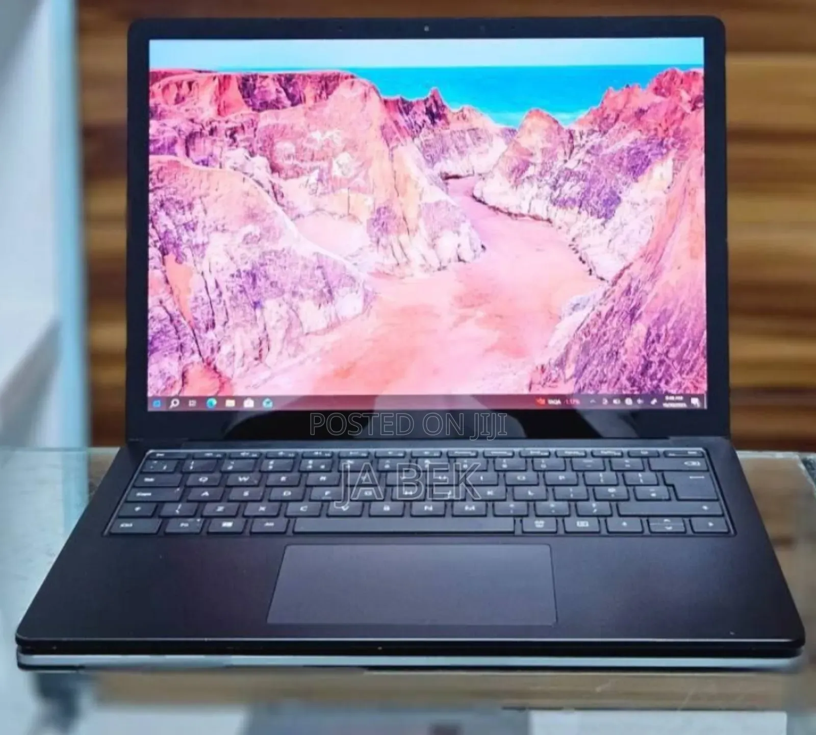 New Laptop Microsoft Surface 16GB Intel Core I7 SSD 512GB