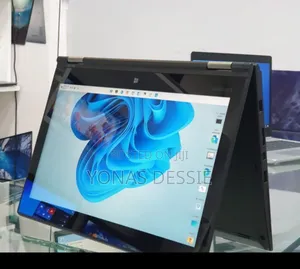 Photo - Laptop Lenovo ThinkPad Yoga 370 16GB Intel Core i5 SSD 512GB