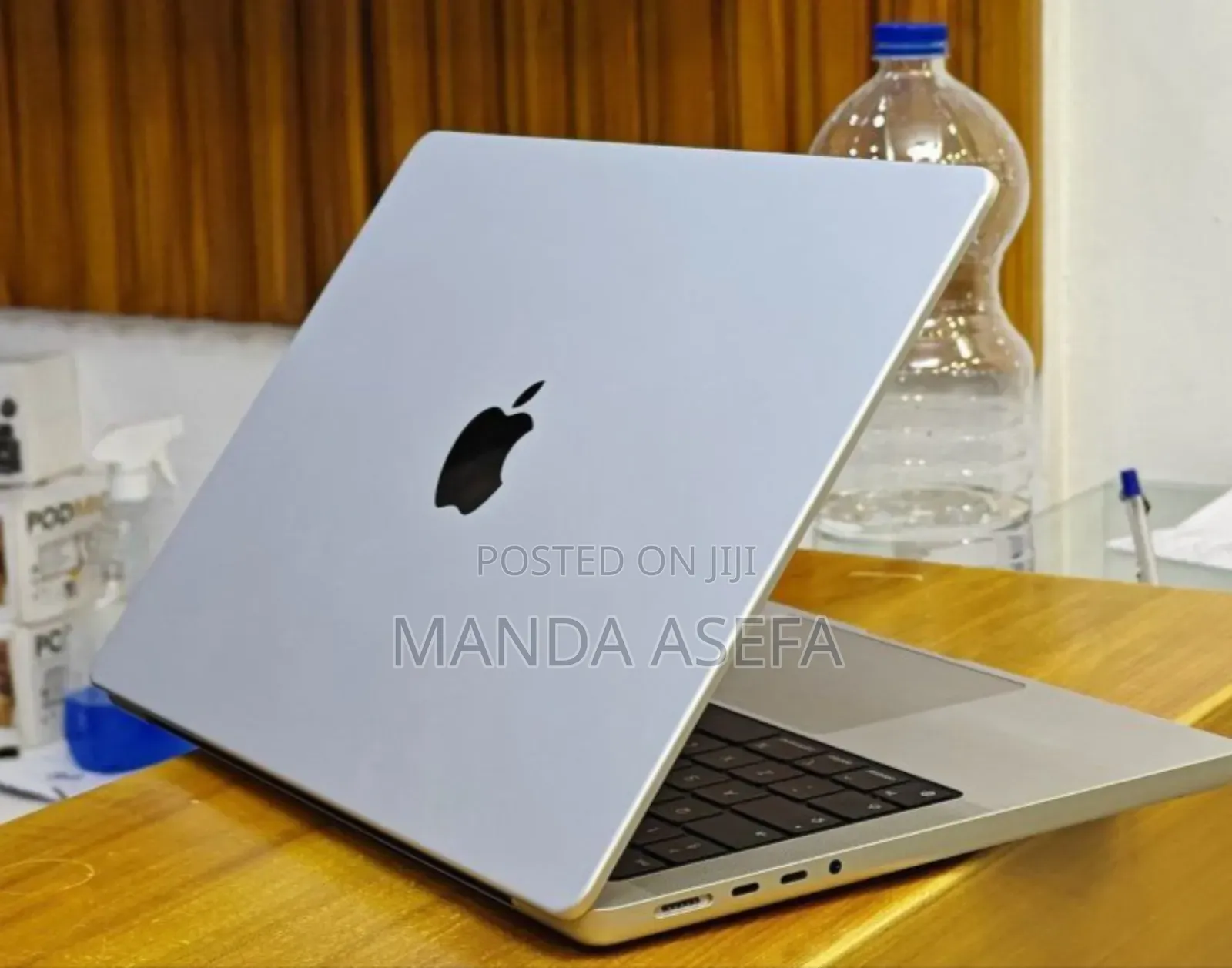 New Laptop Apple MacBook Pro M1 16GB Apple M1 Pro SSD 512GB