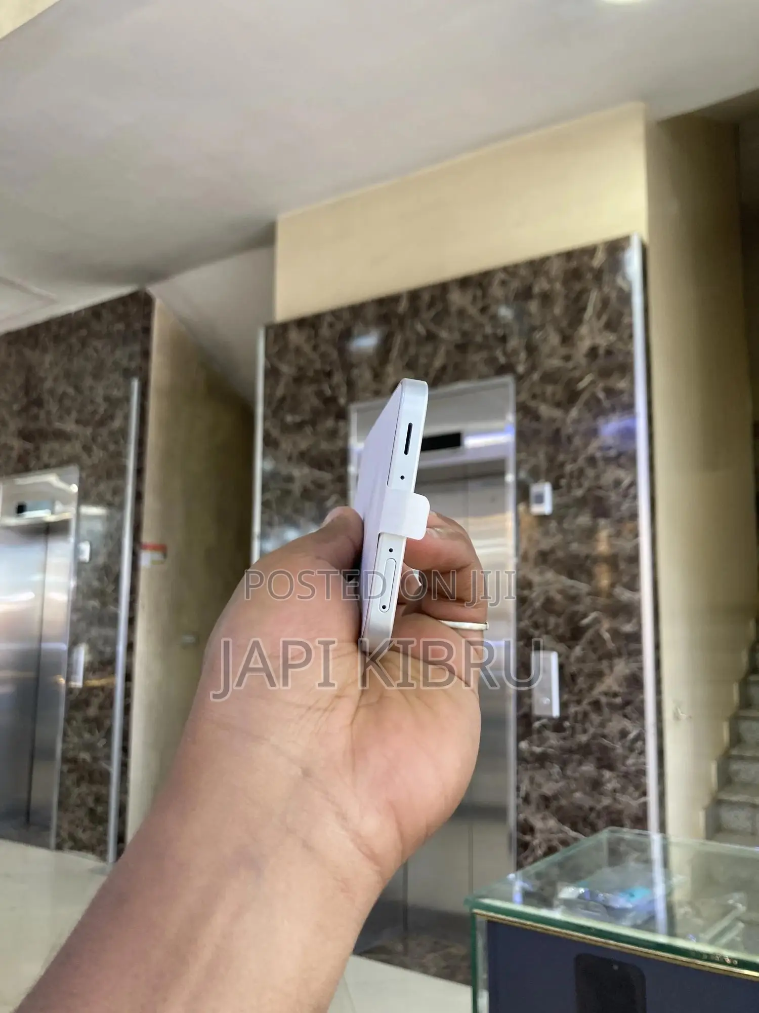 New Samsung Galaxy A17 5G 128 GB White