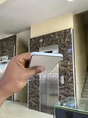 New Samsung Galaxy A17 5G 128 GB White