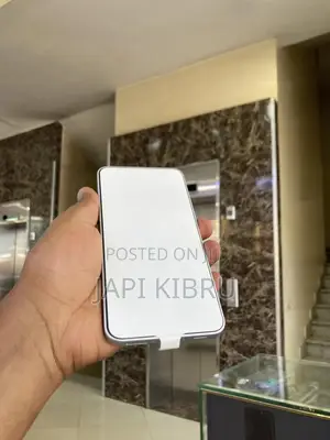 Photo - New Samsung Galaxy A17 5G 128 GB White