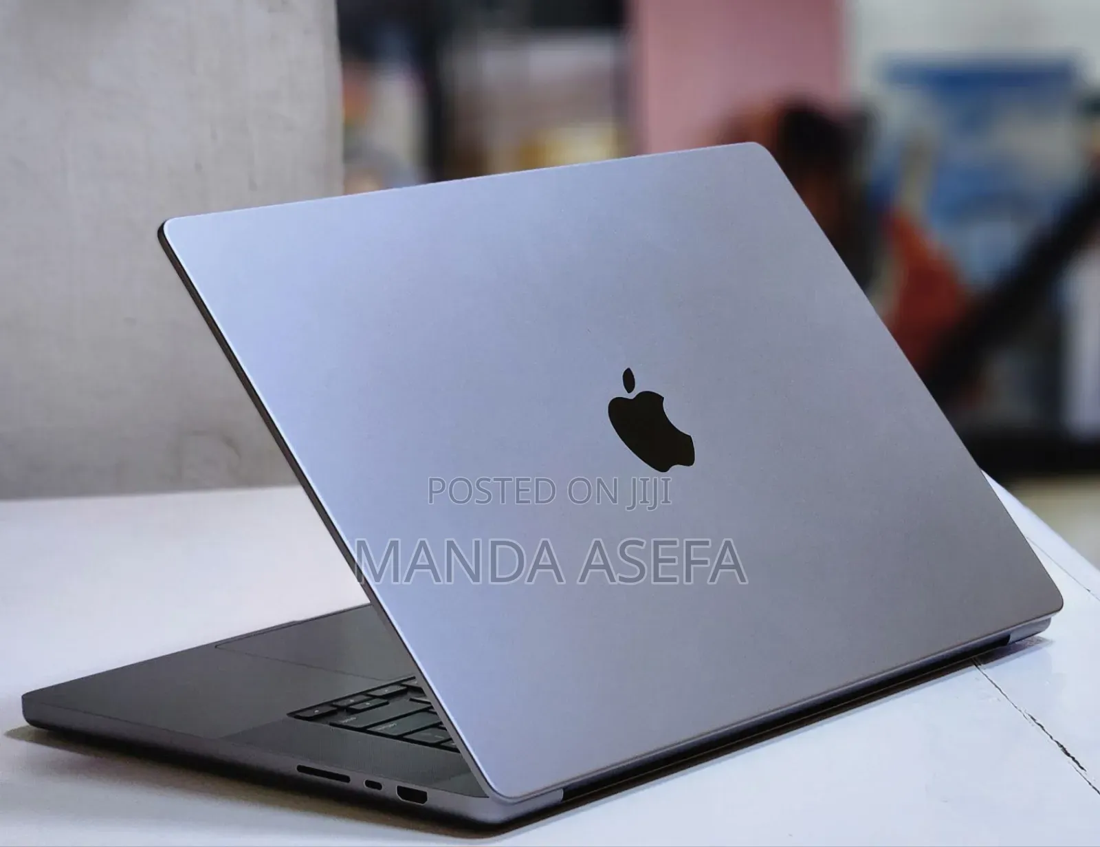 New Laptop Apple MacBook Pro M1 32GB Apple M1 Pro SSD 512GB