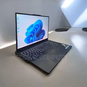 New Laptop Lenovo Legion Y740 32GB Intel Core I9 SSD 1T