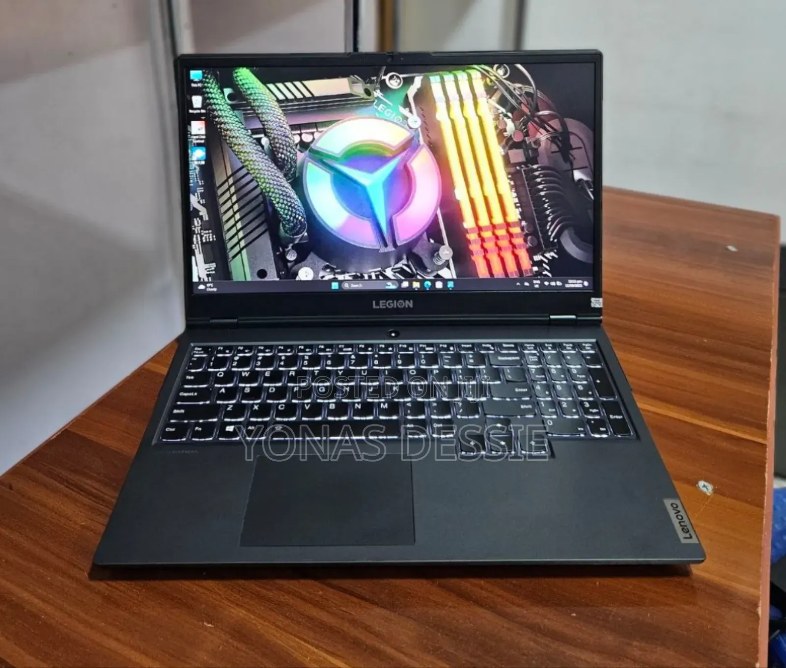 New Laptop Lenovo Legion 5 16GB AMD Ryzen 5 SSD 512GB