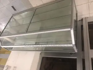 25,500 በ አሪፍ ዋጋ የአልሙኒየም ዲስፕለይ Glass Almuniyem Displays 1.50 Meters