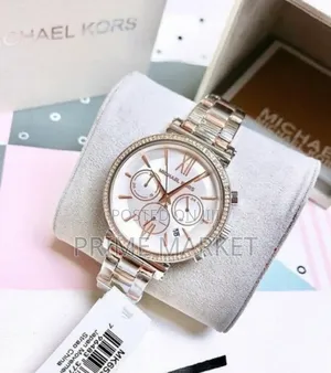 Michael Kors Sofie Chronograph–Silver Gold Premium Ladies' Watch