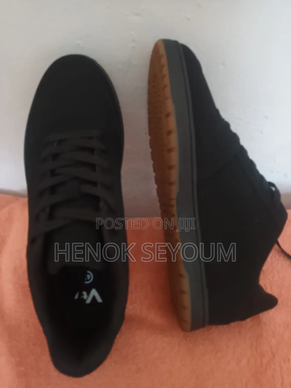 Vty-Style Athletic Sneakers(Unisex)