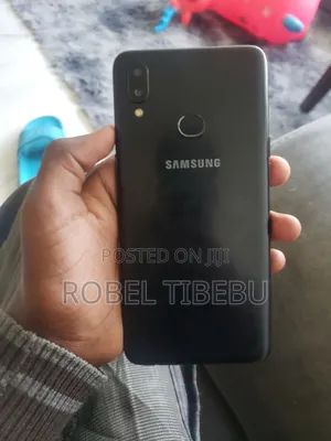 Photo - Samsung Galaxy A10s 32 GB Black