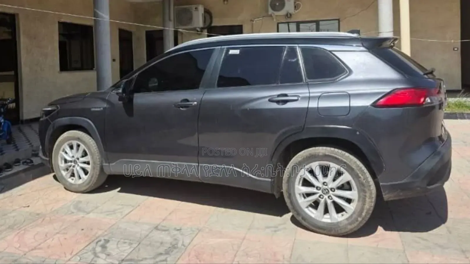 Toyota Corolla Cross Hybrid 2023 Teal