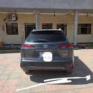 Toyota Corolla Cross Hybrid 2023 Teal