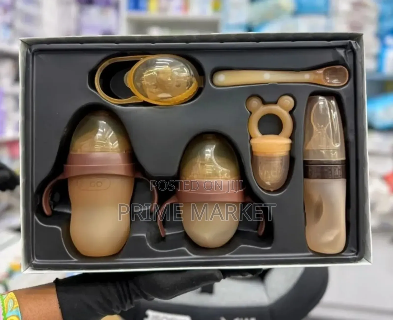 Baby Feeding SetIncludes Bottles,Spoon,Teether,Pacifier Fruit Feeder