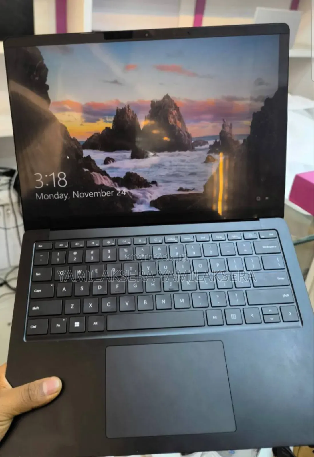 New Laptop Microsoft Surface 16GB Intel Core I7 SSD 256GB