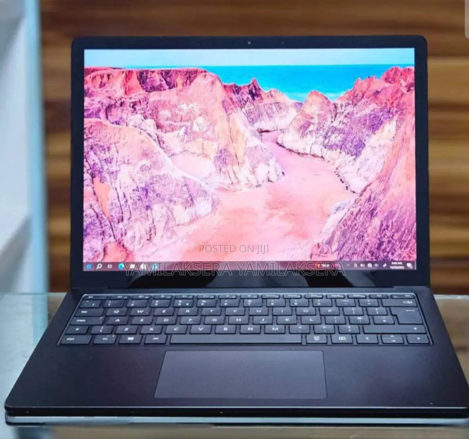 New Laptop Microsoft Surface 16GB Intel Core I7 SSD 256GB