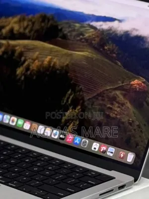 Photo - New Laptop Apple MacBook Pro 2024 M3 14-Inch 8GB Apple M3 SSD 512GB