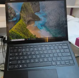 Photo - New Laptop Microsoft Surface 16GB Intel Core I7 SSD 256GB