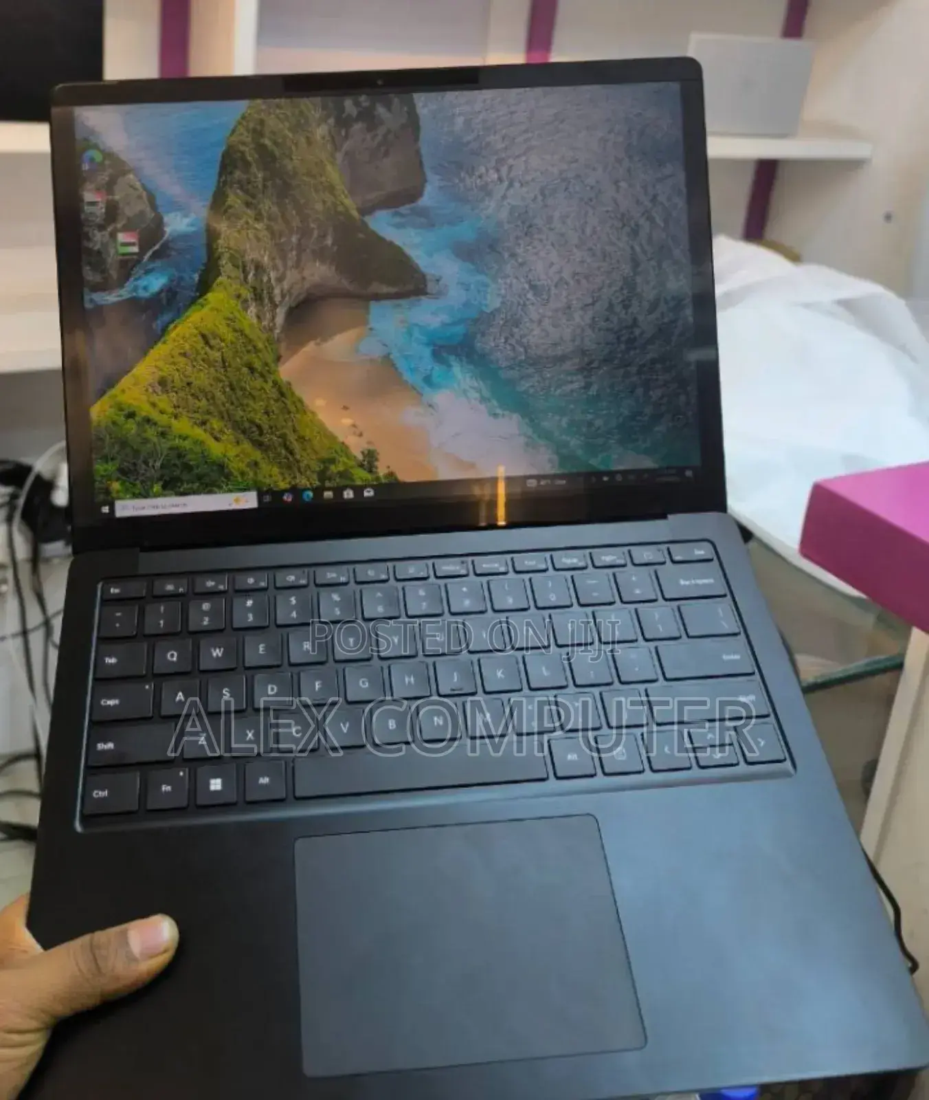 New Laptop Microsoft 16GB Intel Core I7 SSD 256GB