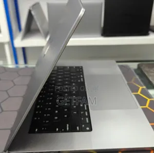 New Laptop Apple MacBook Pro M1 64GB Apple M1 Max SSD 1T