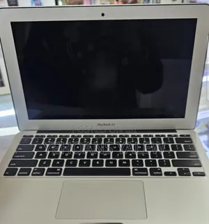 New Laptop Apple MacBook Air 2015 4GB AMD SSD 128GB