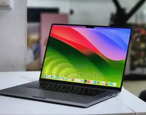 New Laptop Apple MacBook Pro M1 32GB Apple M1 Pro SSD 512GB