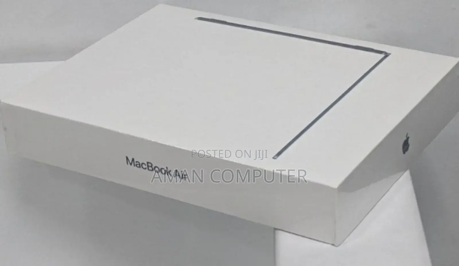 New Laptop Apple MacBook Air 2022 M2 8GB Apple M2 SSD 512GB