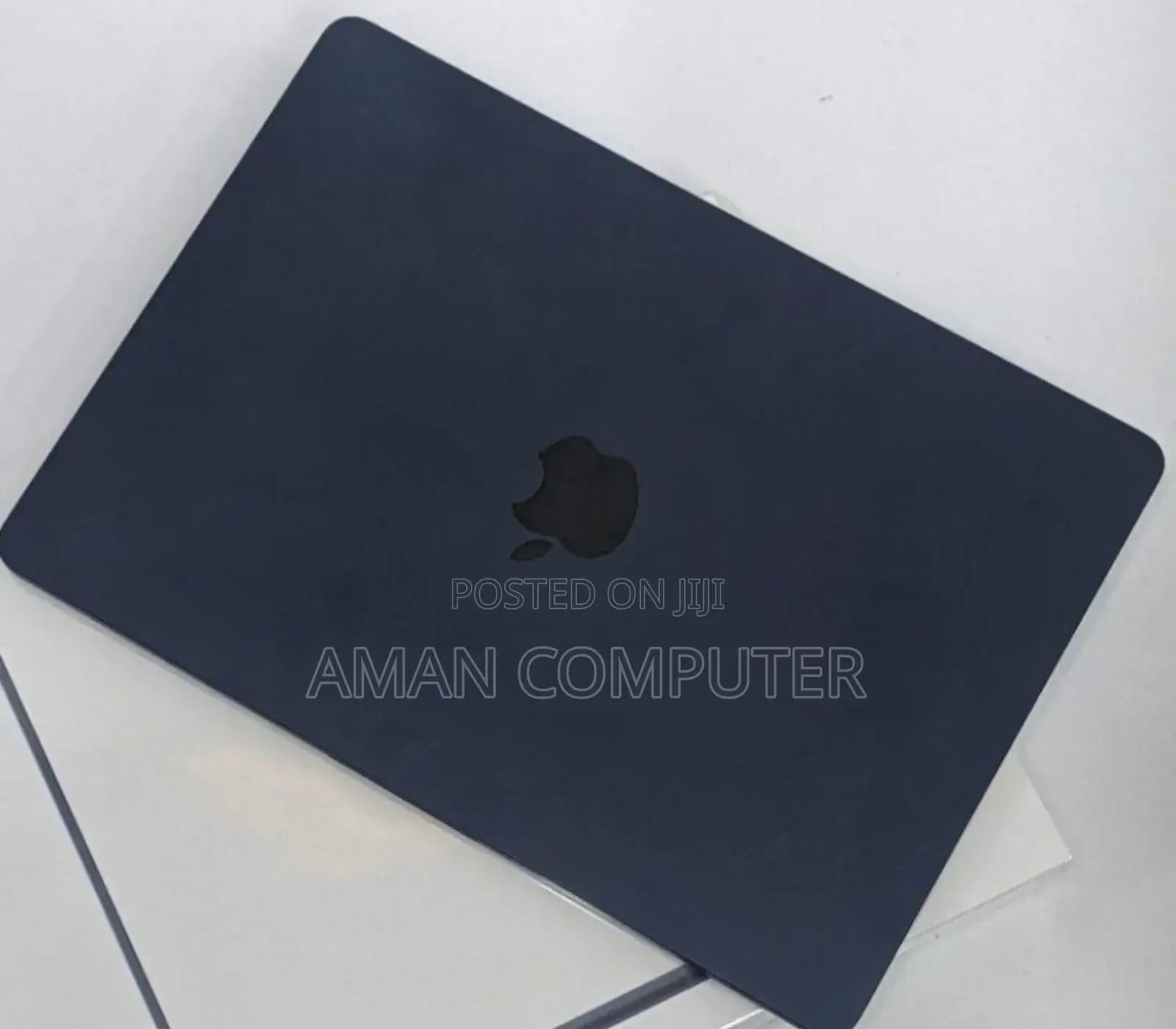 New Laptop Apple MacBook Air 2022 M2 8GB Apple M2 SSD 512GB