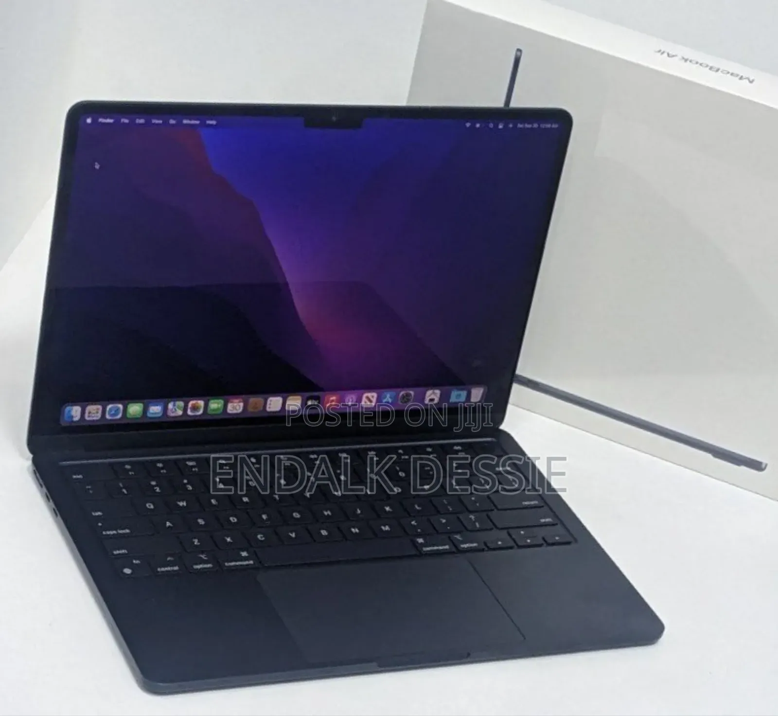 New Laptop Apple MacBook Air 8GB Apple M2 SSD 512GB