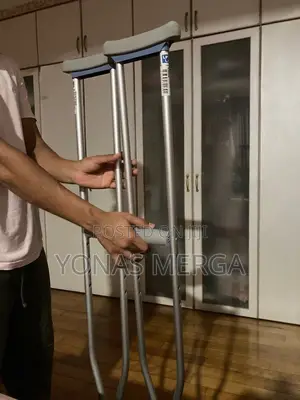 Crutches/Kranch/Adjustability:Have Push-Button Mechanism for Adjusting
