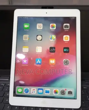 New Laptop Apple MacBook Pro M1 8GB Intel Core i9 SSD 640GB