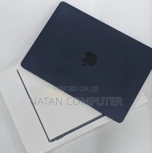 Photo - New Laptop Apple MacBook Air 2023 M2 8GB Apple M2 SSD 512GB