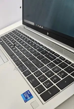 New Laptop HP EliteBook 840 G8 16GB Intel Core I7 SSD 512GB
