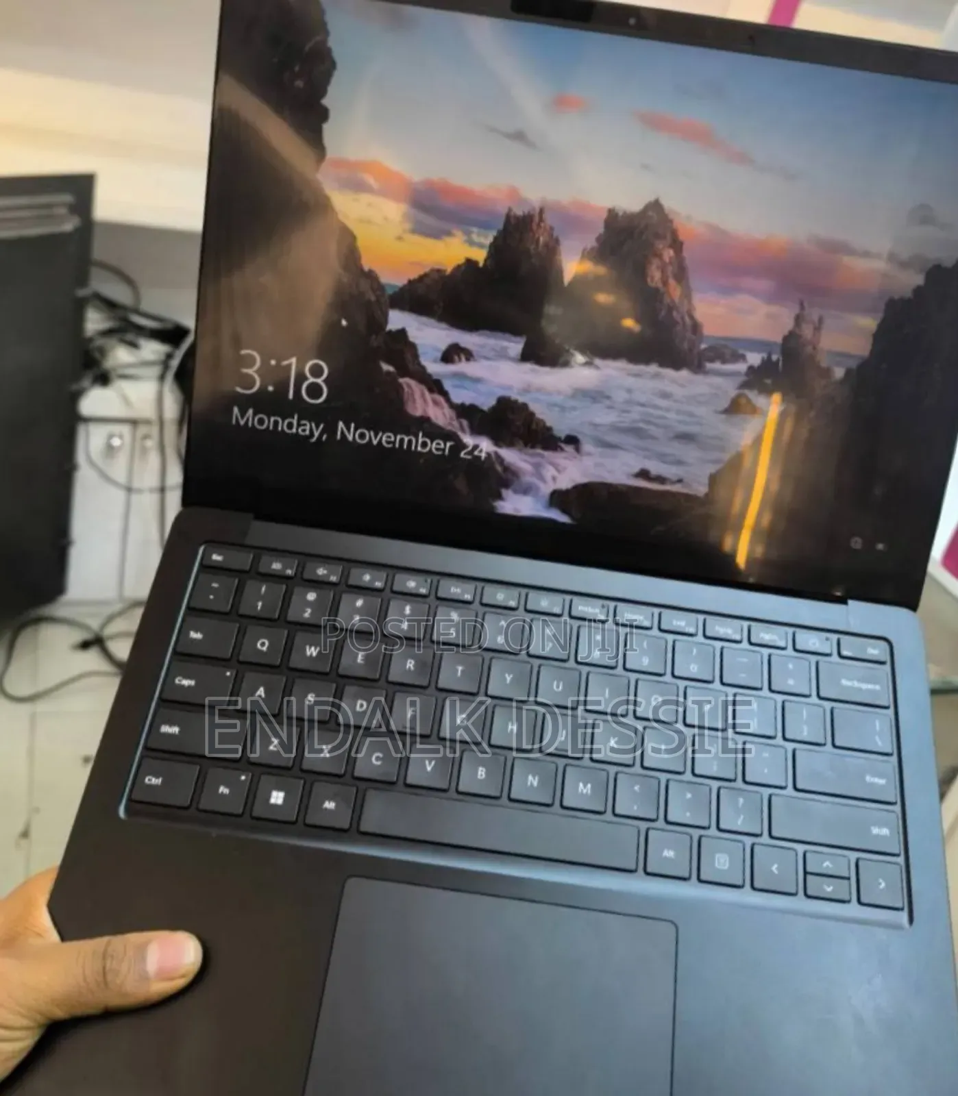 New Laptop Microsoft Surface 16GB Intel Core I7 SSD 256GB